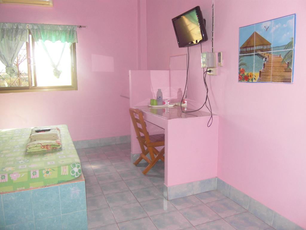 Ruengsrisiri Guesthouse Sukhothai Rum bild