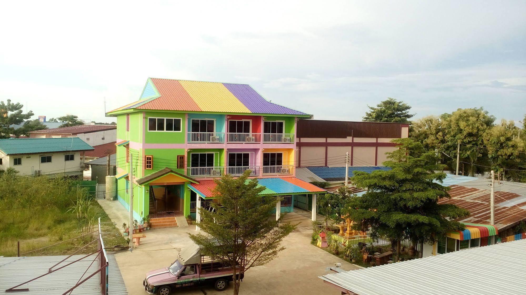 Ruengsrisiri Guesthouse Sukhothai Exteriör bild